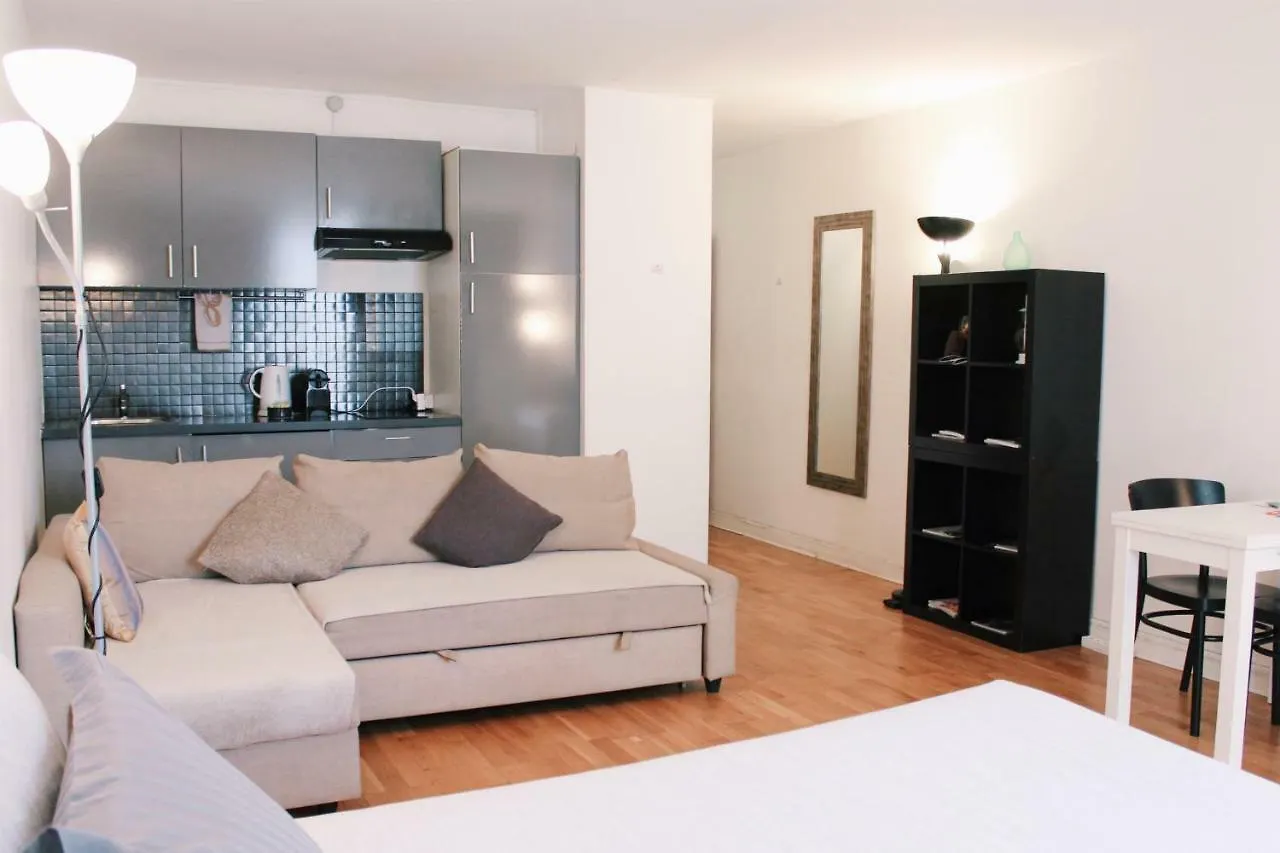 Apartment Lauriston Nice Studio Paris